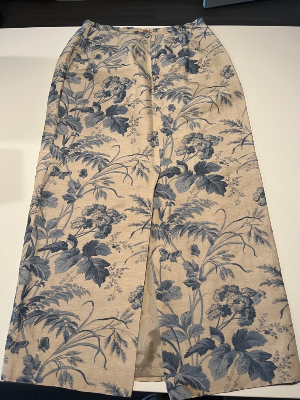 Vintage TALBOTS Silk Linen Floral Skirt with Blue Floral Print - Picture 9 of 12